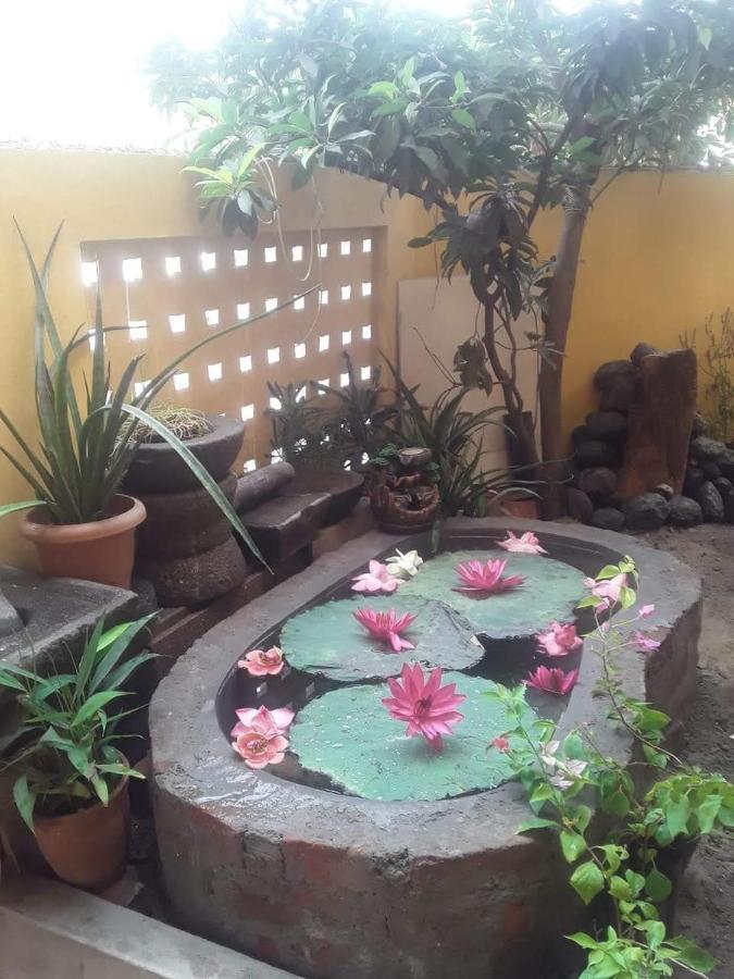 Elisa Home Stay Villa Пондичерри Экстерьер фото